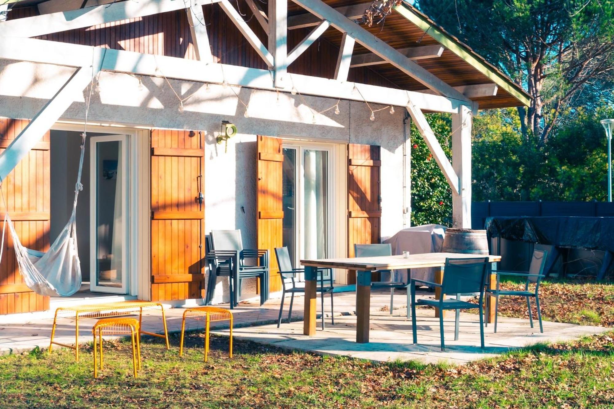 Villa Au Calme Avec Piscine, Grand Jardin Et Studio Independant アンデルノ・レ・バン エクステリア 写真
